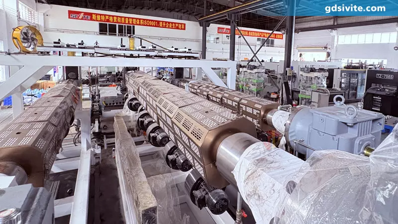 3-screw-co-extrusion-sheet-extrusion-line